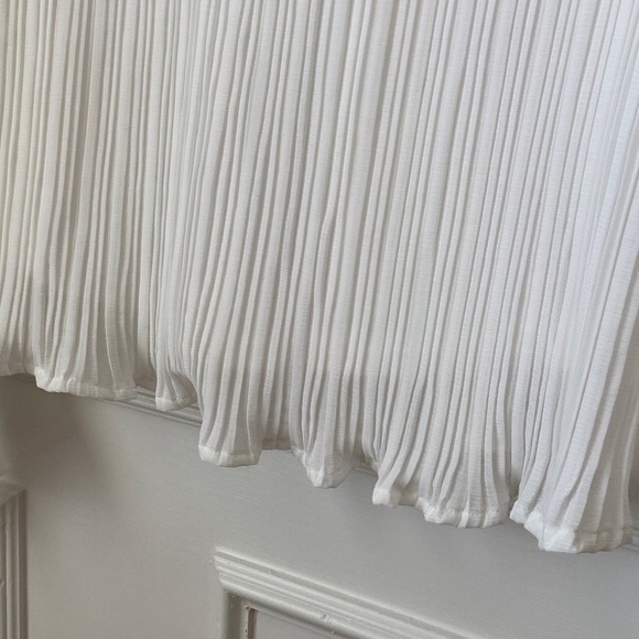 nwt White Pleated Long Sleeve Blouse Medium - Picture 4 of 8